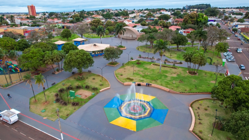 Turismo praca-central-nestor-pires-barbosa